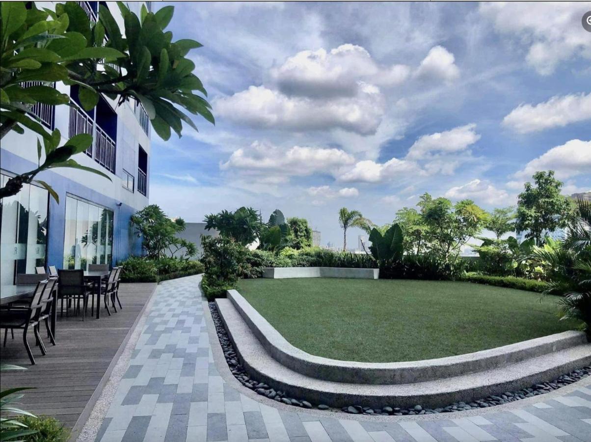 Awesome Value, Great Location Apartman Manila Kültér fotó